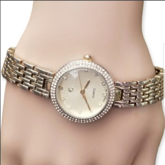 CHARMING CHARLIE GOLDTONED & CRYSTAL WATCH - Picture 1 of 7